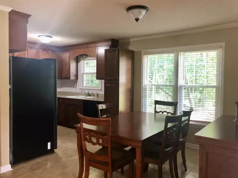 145 Brett Cir, Benson, NC 27504 photo 6