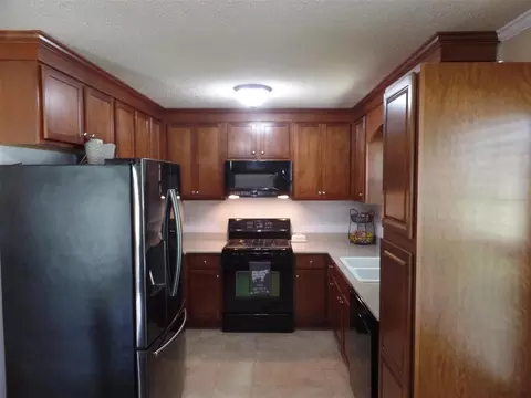 145 Brett Cir, Benson, NC 27504 photo 5
