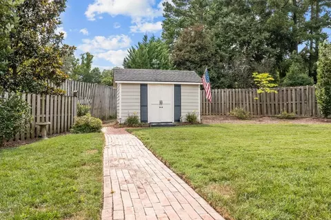 21 Surrey Ln, Durham, NC 27707 photo 24