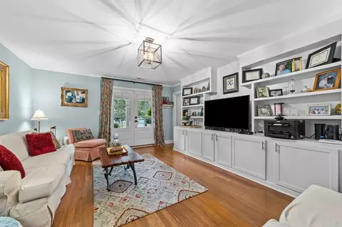 21 Surrey Ln, Durham, NC 27707 photo 17