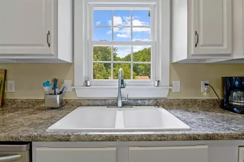 304 Danforth Ct, Raleigh, NC 27615 photo 14