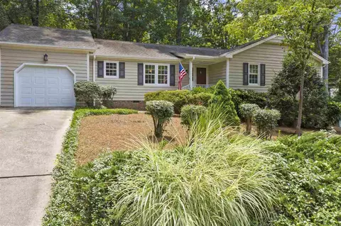 304 Danforth Ct, Raleigh, NC 27615 photo 2