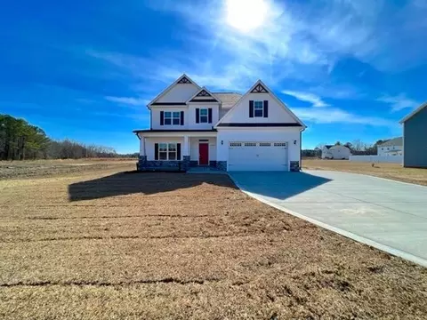 647 Fallingbrook Dr, Kenly, NC 27542 photo 1