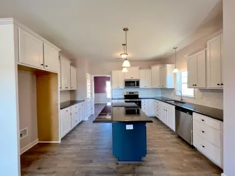 647 Fallingbrook Dr, Kenly, NC 27542 photo 9