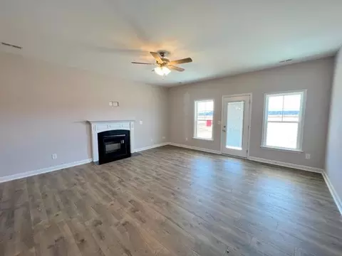 647 Fallingbrook Dr, Kenly, NC 27542 photo 13