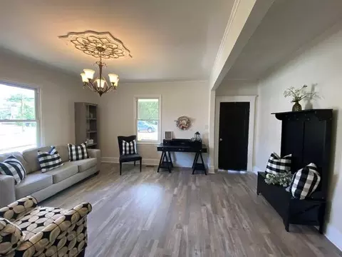 206 W D St, Erwin, NC 28339 photo 10