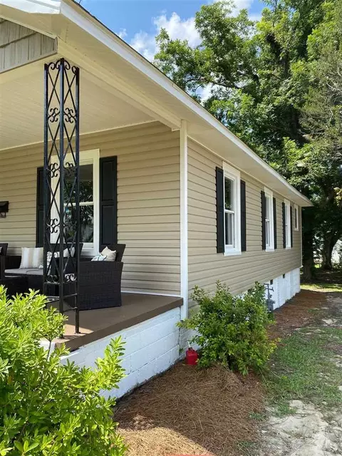 206 W D St, Erwin, NC 28339 photo 5