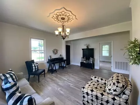 206 W D St, Erwin, NC 28339 photo 13