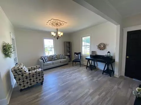 206 W D St, Erwin, NC 28339 photo 9