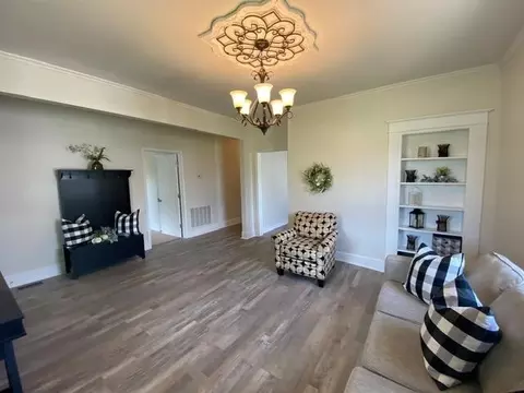 206 W D St, Erwin, NC 28339 photo 11