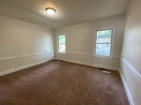 206 W D St, Erwin, NC 28339 photo 22