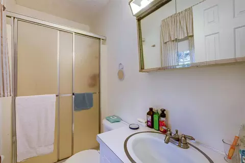 1004 Mclamb Dr, Durham, NC 27703 photo 18