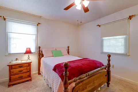 1004 Mclamb Dr, Durham, NC 27703 photo 17