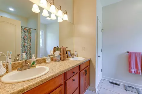 1000 Mclamb Dr, Durham, NC 27703 photo 17