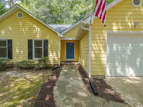 3648 Epperly Ct, Raleigh, NC 27616 photo 4
