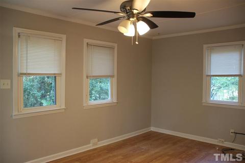1104 E Oak Dr, Durham, NC 27712 photo 5