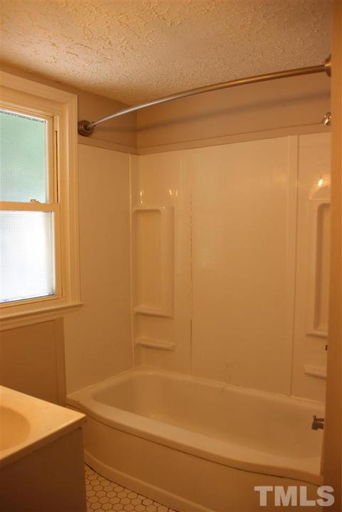 1104 E Oak Dr, Durham, NC 27712 photo 13