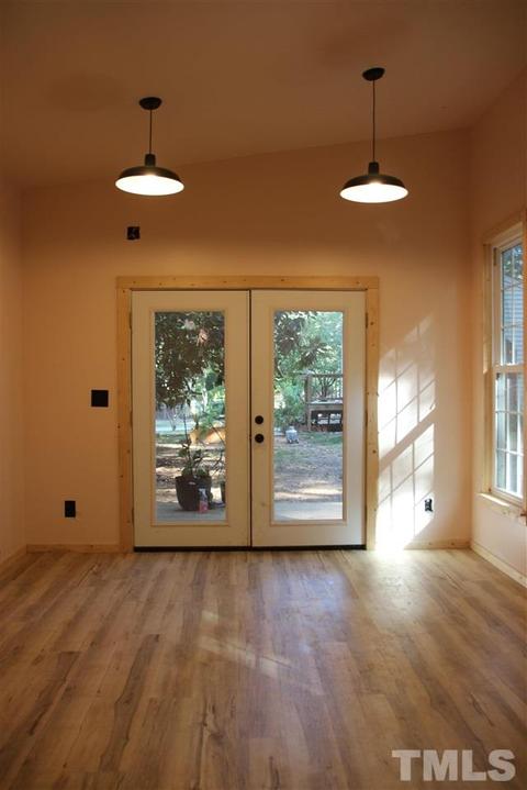 1104 E Oak Dr, Durham, NC 27712 photo 22