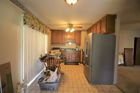 403 W C St, Erwin, NC 28339 photo 5