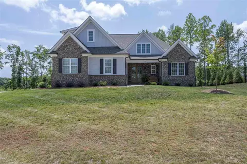 158 Lantern Dr, Advance, NC 27006 photo 1