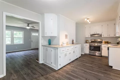 800 Springview Trl, Garner, NC 27529 photo 2