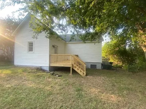 107 E J St, Erwin, NC 28339 photo 13