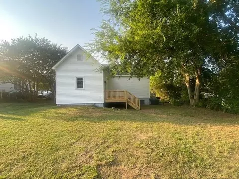 107 E J St, Erwin, NC 28339 photo 14