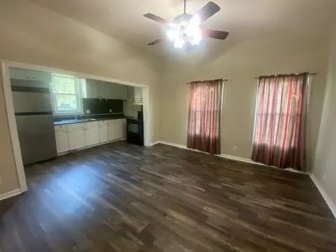 107 E J St, Erwin, NC 28339 photo 3