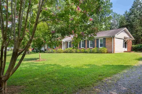 517 Parkview Dr, Durham, NC 27712 photo 3
