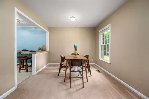 517 Parkview Dr, Durham, NC 27712 photo 9