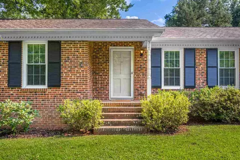 517 Parkview Dr, Durham, NC 27712 photo 4