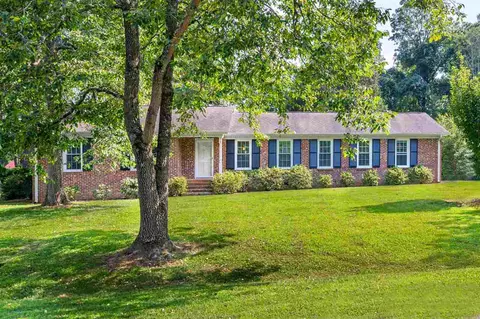 517 Parkview Dr, Durham, NC 27712 photo 2