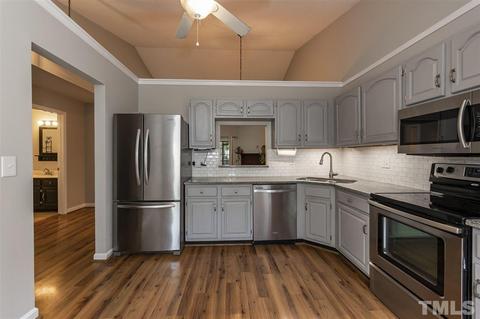 14 Preakness Dr, Durham, NC 27713 photo 6