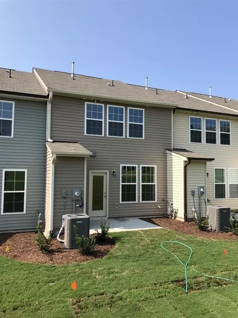 1121 Amber Shadow Dr, Durham, NC 27703 photo 3