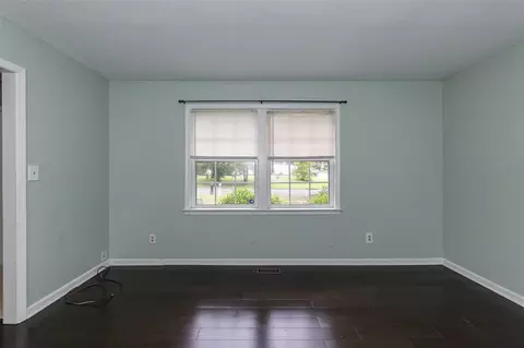 5230 Whippoorwill St, Durham, NC 27704 photo 4