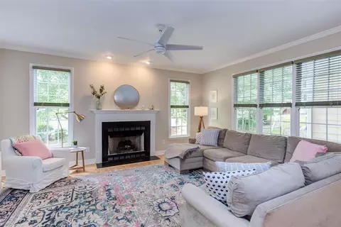 5224 Oakbrook Dr, Durham, NC 27713 photo 1