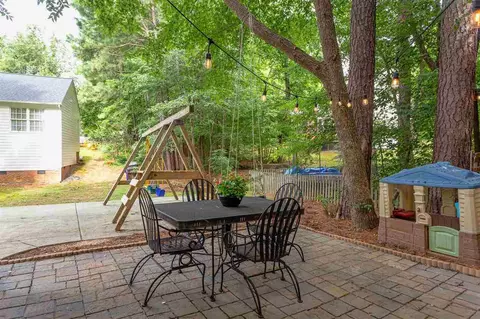 5224 Oakbrook Dr, Durham, NC 27713 photo 9