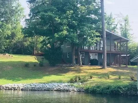90 Long Point Ln, Semora, NC 27343 photo 1