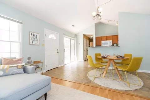 413 Devlin Pl, Durham, NC 27707 photo 9