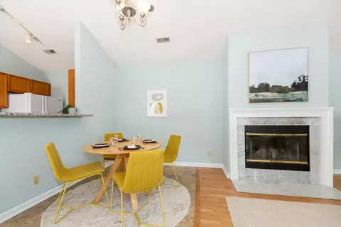 413 Devlin Pl, Durham, NC 27707 photo 8