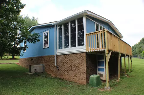 226 Everett Ave, Roxboro, NC 27574 photo 5