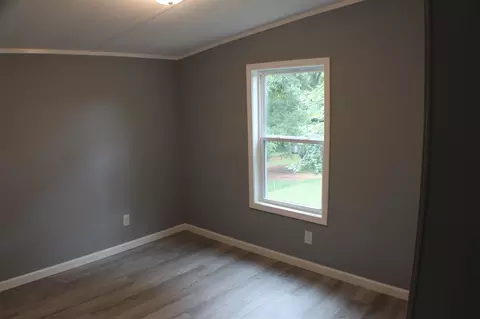 226 Everett Ave, Roxboro, NC 27574 photo 7