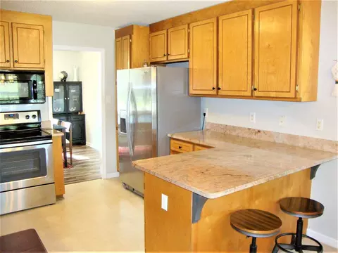 403 Timber Ct, Selma, NC 27576 photo 8