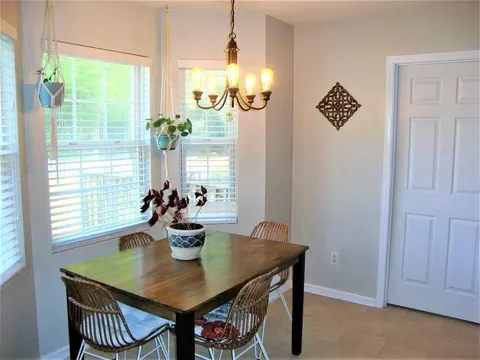 403 Timber Ct, Selma, NC 27576 photo 7