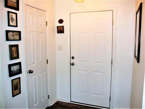 403 Timber Ct, Selma, NC 27576 photo 3