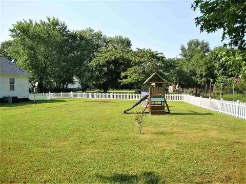 403 Timber Ct, Selma, NC 27576 photo 29