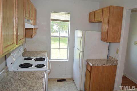 619 E Jones Ave, Wake Forest, NC 27587 photo 4