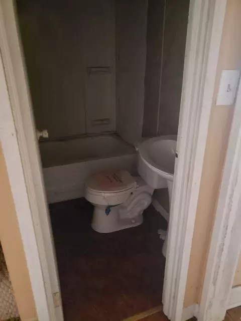 3006 Ruth St, Durham, NC 27704 photo 7