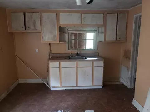 3006 Ruth St, Durham, NC 27704 photo 3