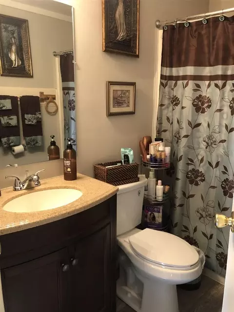 2128 Bogarde St, Durham, NC 27705 photo 9